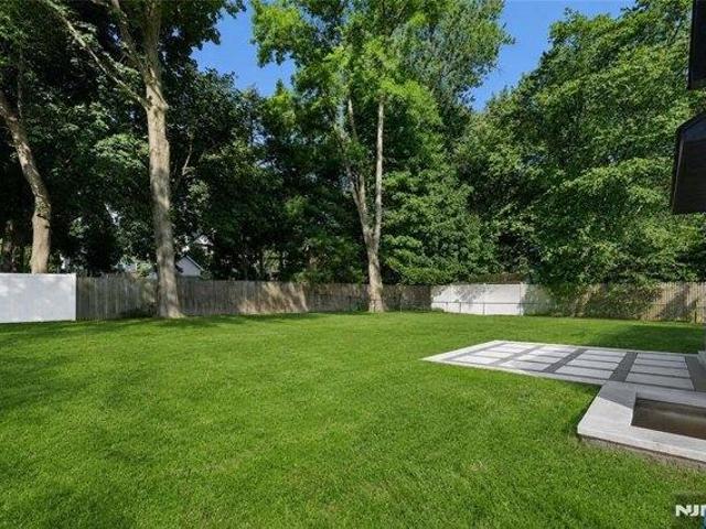 house with 5 bedroom, Closter NJ ES105318044