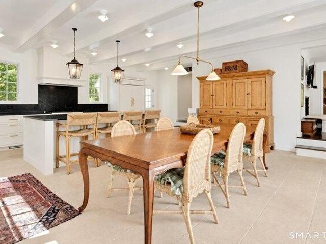 house with 5 bedroom, Darien CT ES105537010