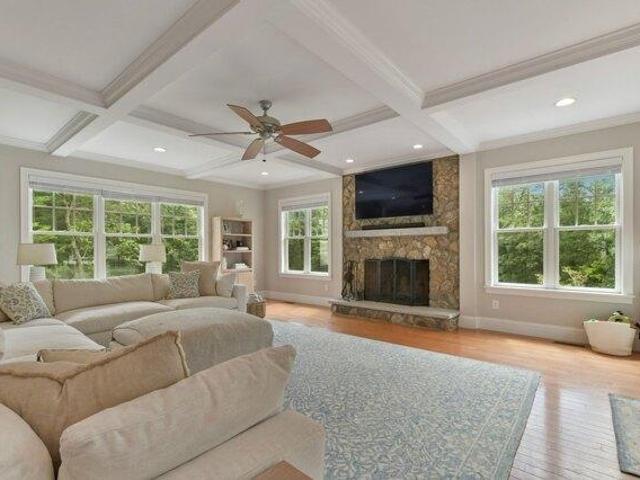 house with 5 bedroom, Dover MA ES105514810
