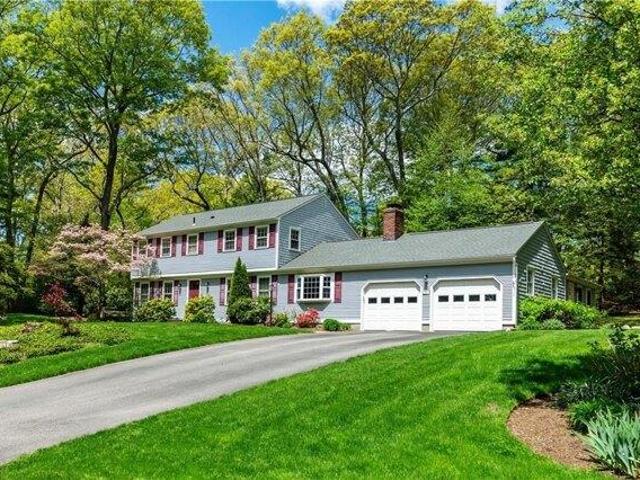 house with 5 bedroom, East Greenwich RI DS103443882