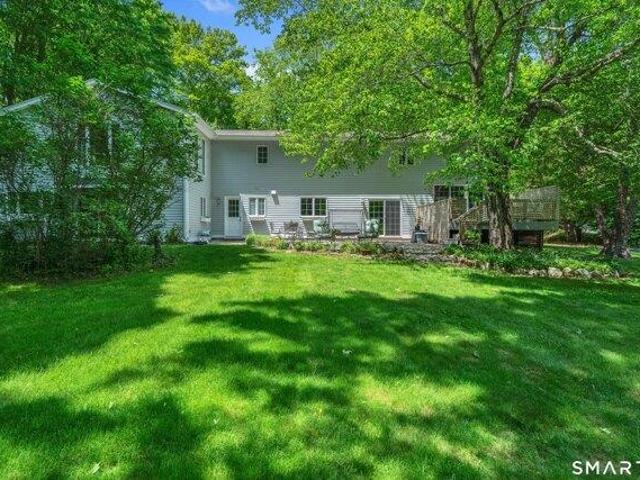 house with 5 bedroom, East Lyme CT ES105493544
