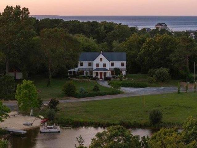 house with 5 bedroom, East Sandwich MA ES105475410