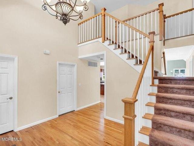 house with 5 bedroom, Eatontown NJ ES105232778