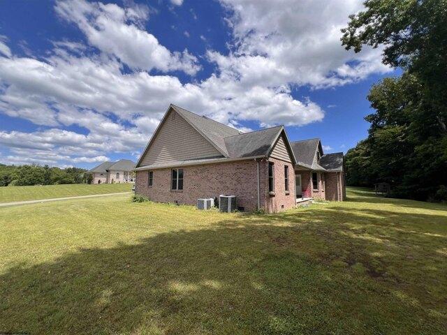 house with 5 bedroom, Elkins WV ES104908179