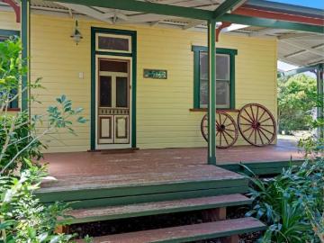 House 5 Bedroom For Rent Eureka, NSW 2800000 ES102760389