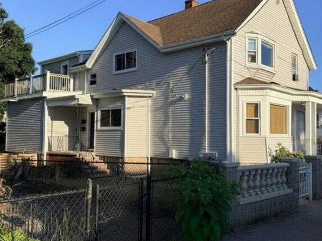 house with 5 bedroom, Fall River MA ES104946399
