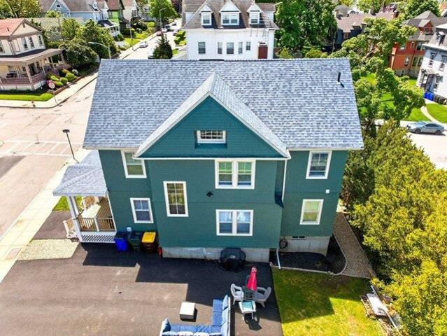 house with 5 bedroom, Fall River MA ES105750735
