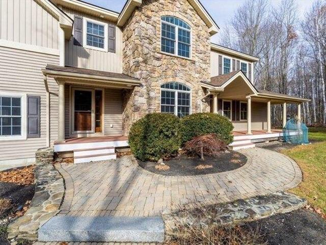 house with 5 bedroom, Fitchburg MA DS104238134