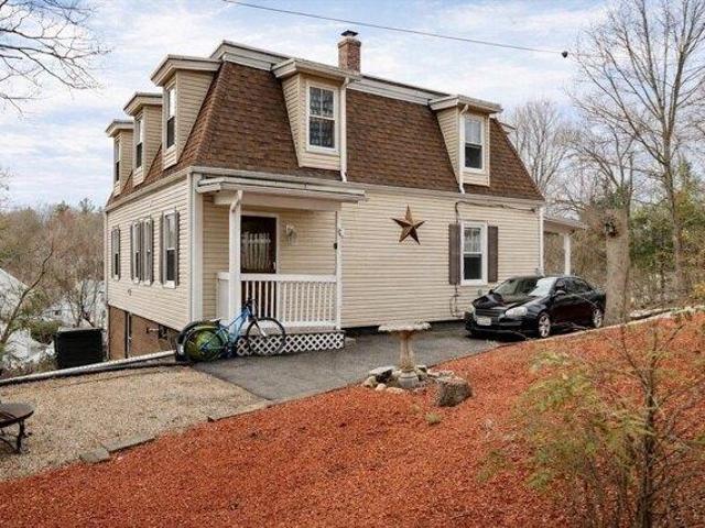 house with 5 bedroom, Fitchburg MA ES104480462