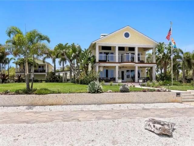 house with 5 bedroom, FL FL DLS102795085