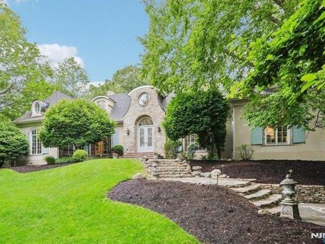 house with 5 bedroom, Franklin Lakes NJ ES105233774