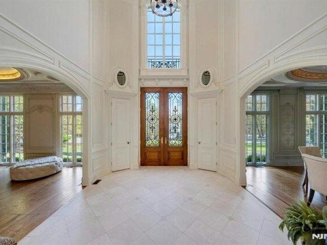 house with 5 bedroom, Franklin Lakes NJ ES105612245
