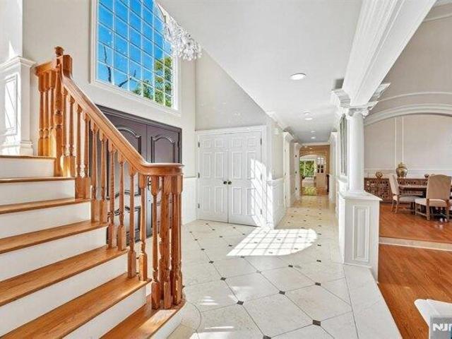 house with 5 bedroom, Franklin Lakes NJ ES105725200
