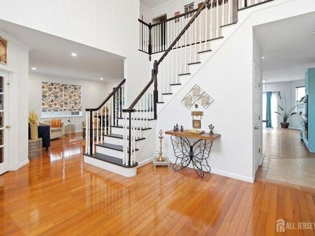 house with 5 bedroom, Franklin NJ ES105293041