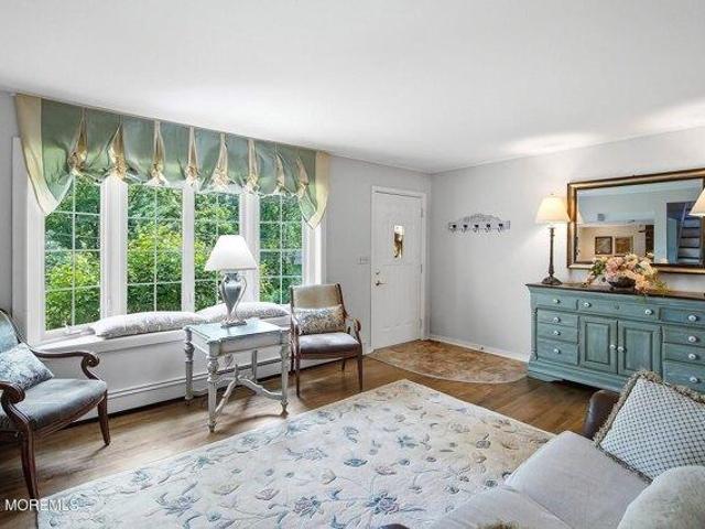 house with 5 bedroom, Gillette NJ ES105255092