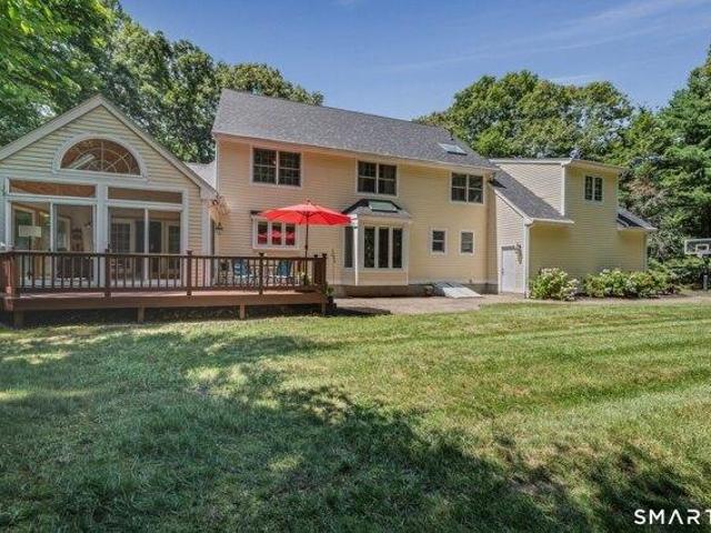 house with 5 bedroom, Glastonbury CT ES105650263