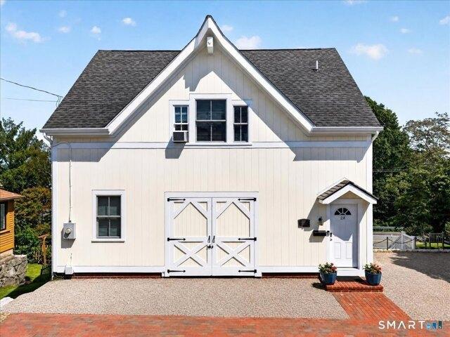 house with 5 bedroom, Groton CT ES105562122