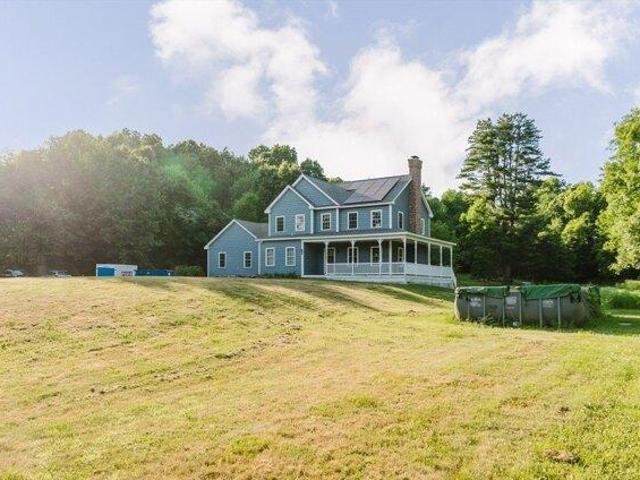 house with 5 bedroom, Granby MA ES104570639