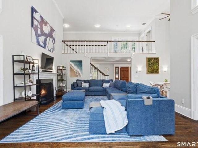 house with 5 bedroom, Greenwich CT ES105559617
