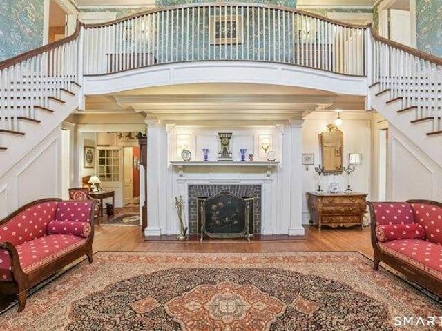 house with 5 bedroom, Hamden CT ES105476477