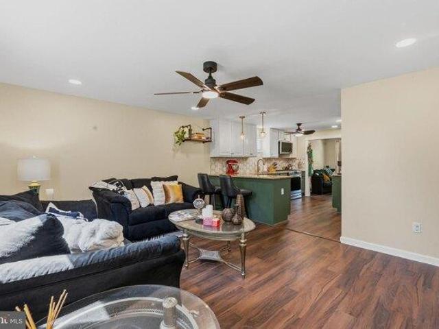 house with 5 bedroom, Hamilton NJ ES105320235