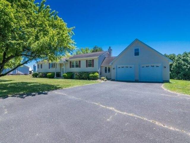 house with 5 bedroom, Hadley MA ES105477860