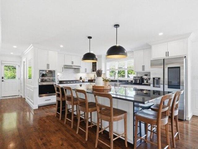house with 5 bedroom, Haverhill MA ES105536009