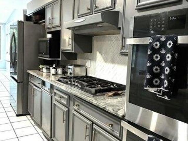house with 5 bedroom, Holmdel NJ ES105274517