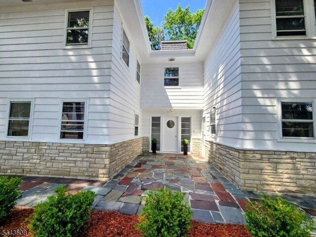 house with 5 bedroom, Hopatcong NJ ES105278703