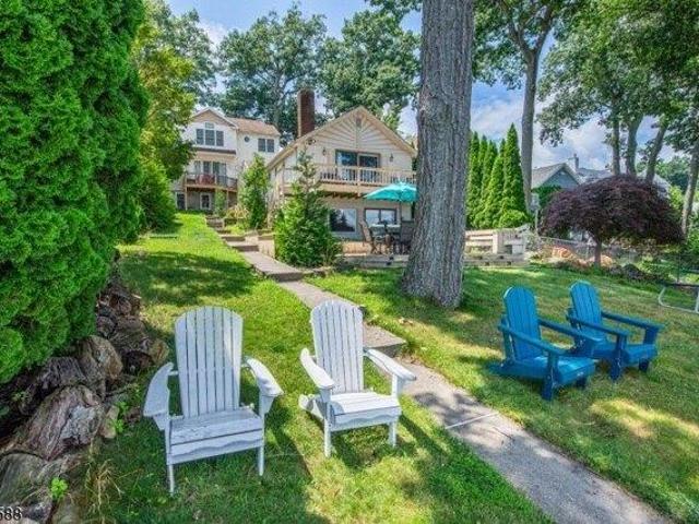 house with 5 bedroom, Hopatcong NJ ES106106139
