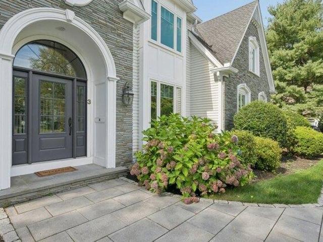 house with 5 bedroom, Hopkinton MA ES105492953