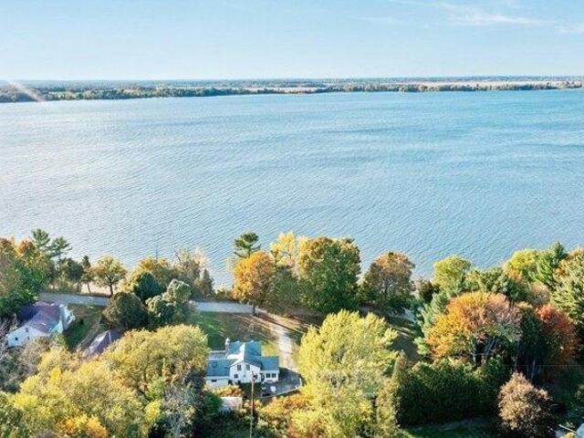 house with 5 bedroom, Isle La Motte VT ES105511128
