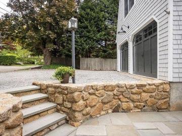 house with 5 bedroom, Jamestown RI ES103499445