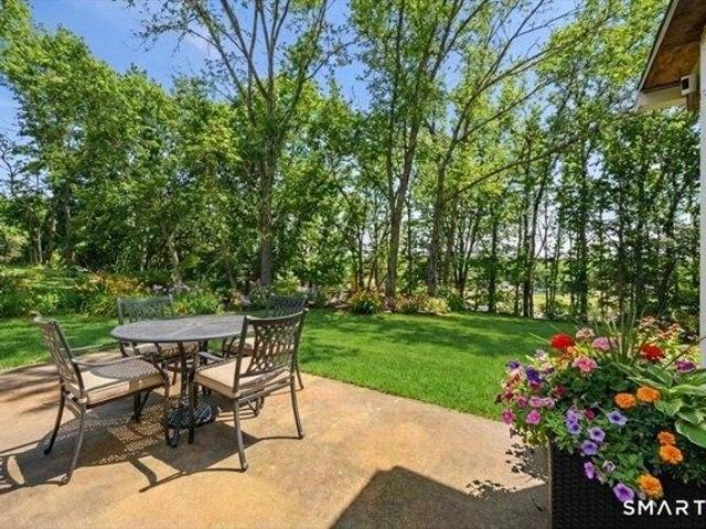 house with 5 bedroom, Ledyard CT DS103432675