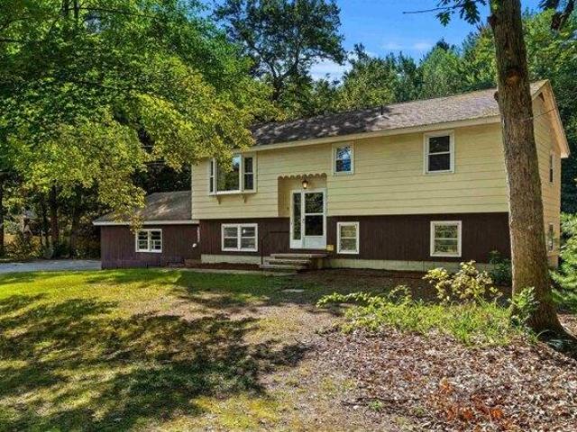 house with 5 bedroom, Litchfield NH ES105551640
