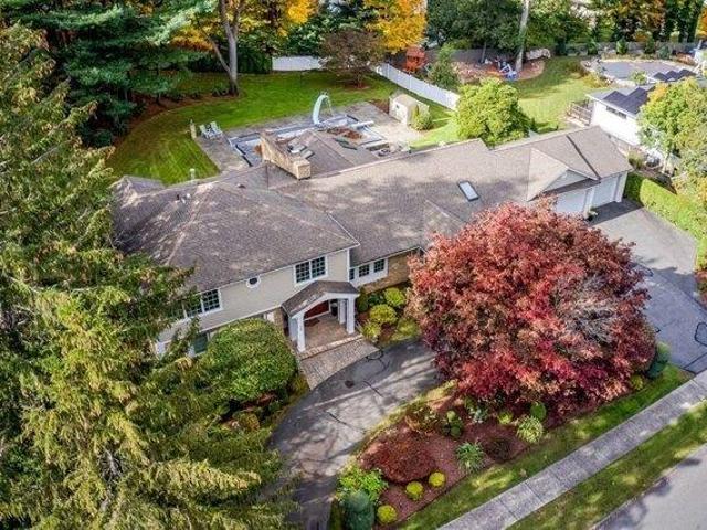 house with 5 bedroom, Longmeadow MA ES105511245