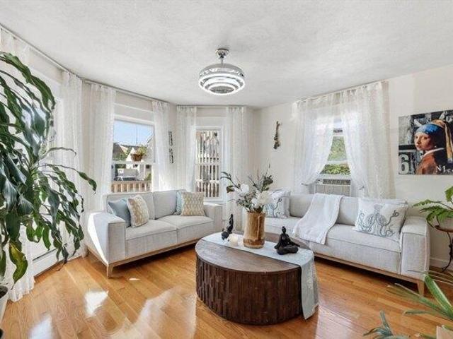house with 5 bedroom, Lynn MA ES105575331