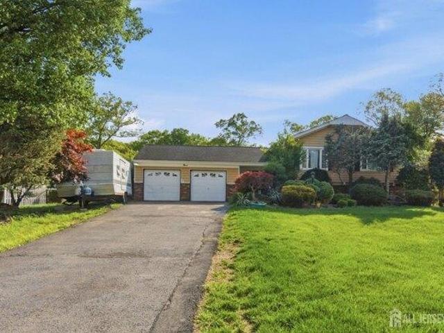 house with 5 bedroom, Manalapan NJ ES105513943