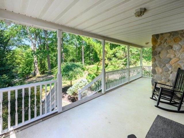 house with 5 bedroom, Manalapan NJ ES105515128