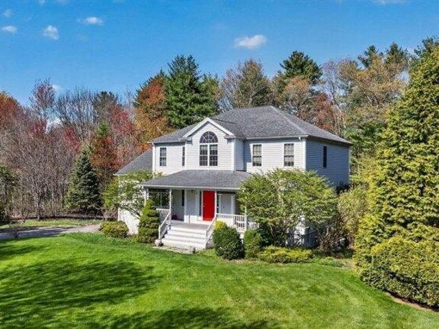 house with 5 bedroom, Mansfield MA ES105558100