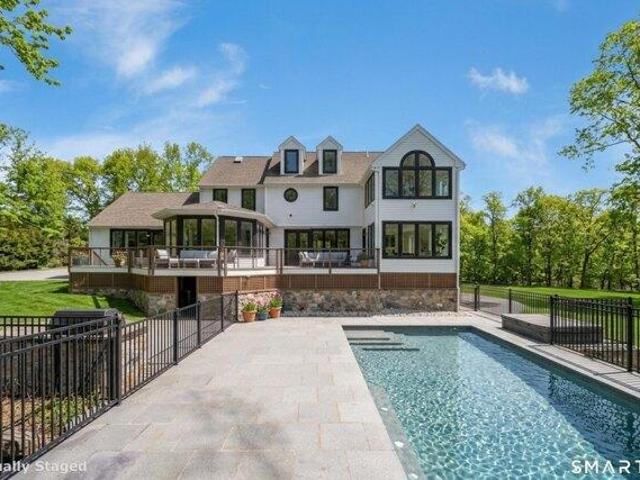 house with 5 bedroom, Madison CT ES105478922