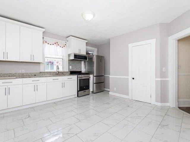 house with 5 bedroom, Malden MA ES104443163