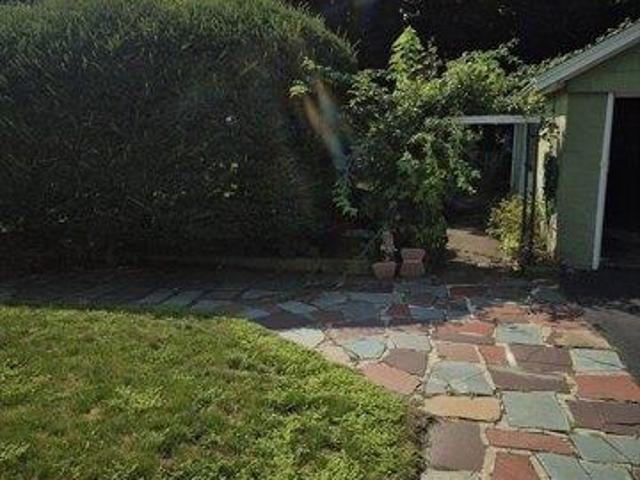 house with 5 bedroom, Medford MA ES105351253