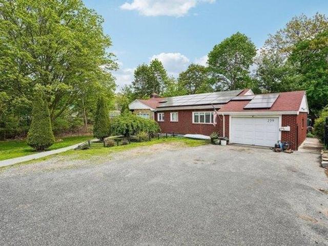 house with 5 bedroom, Medford MA ES105384870