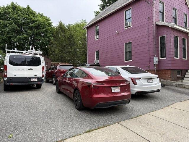 house with 5 bedroom, Medford MA ES105475038