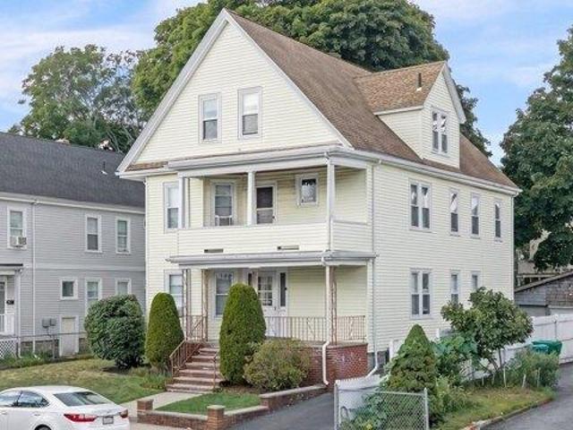 house with 5 bedroom, Medford MA ES105496346