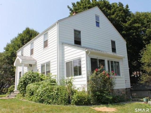 house with 5 bedroom, Meriden CT ES104566712