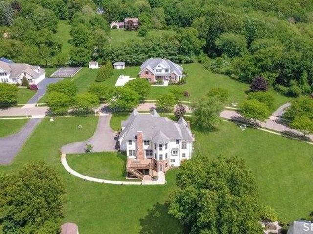 house with 5 bedroom, Middletown CT ES106158615