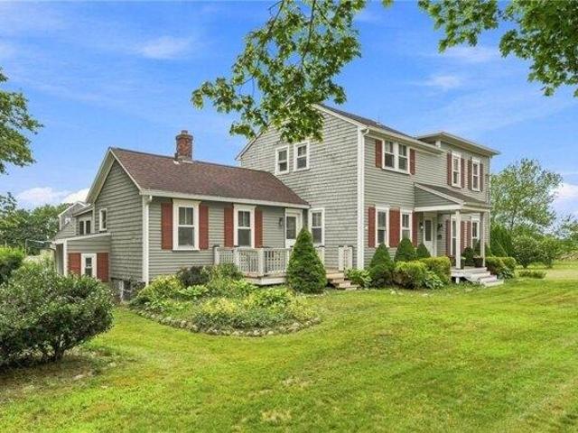 house with 5 bedroom, Middletown RI ES105386155