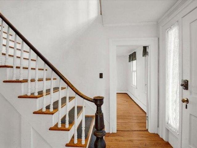 house with 5 bedroom, Middlebury VT ES105613754